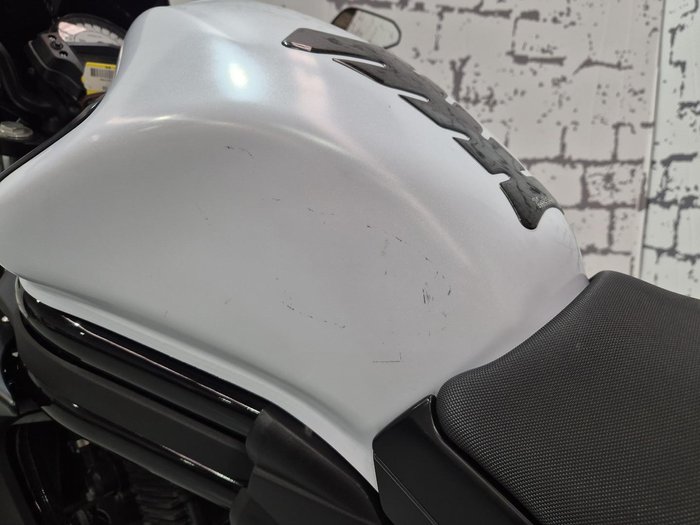 2014 Kawasaki ER-6nL ABS ER White