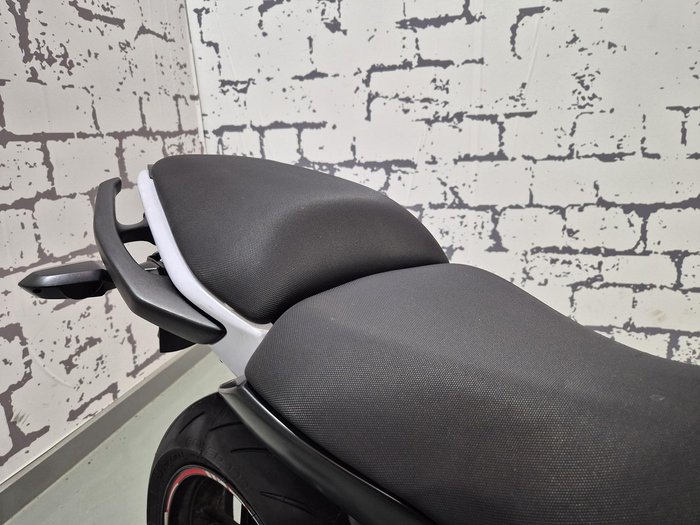 2014 Kawasaki ER-6nL ABS ER White