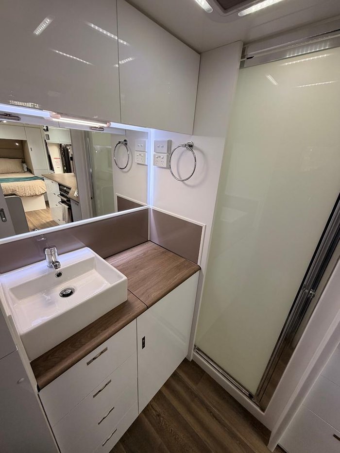 2025 Red Centre Kimberley Plus 196 Type A (was $129,490 now $118,990)