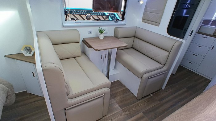 2025 Red Centre Kimberley Plus 196 Type A (was $127,990 now $121,990)