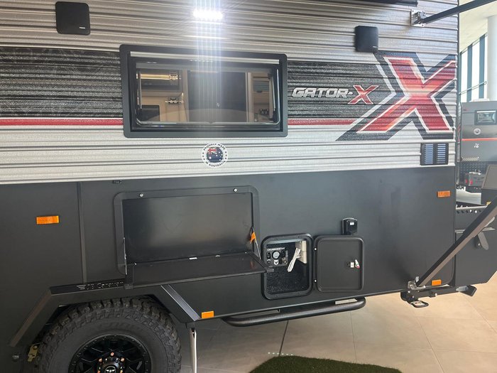 2025 JB Caravans Gator X 17'10 Fd Cafe