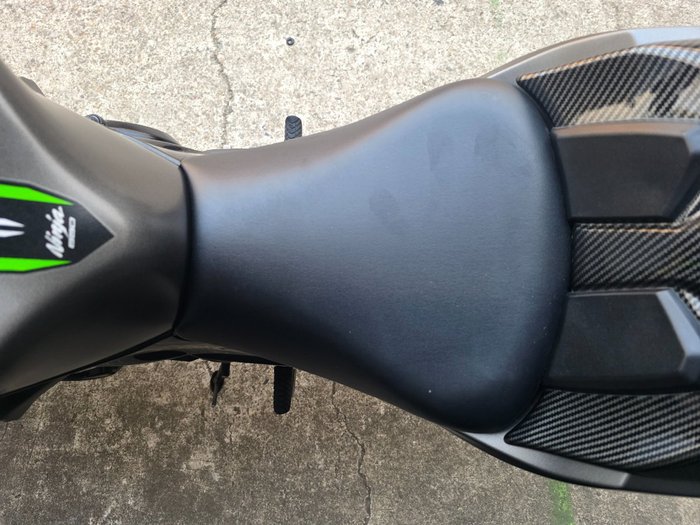 2024 Kawasaki NINJA 650L GREY