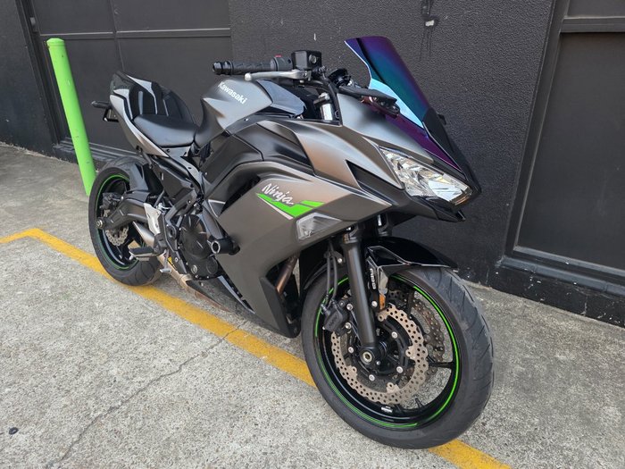 2024 Kawasaki NINJA 650L GREY