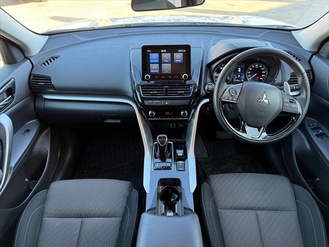 2023 MITSUBISHI Eclipse Cross ES