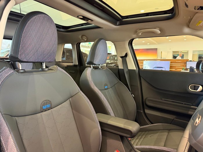 2025 MINI Cooper S Classic