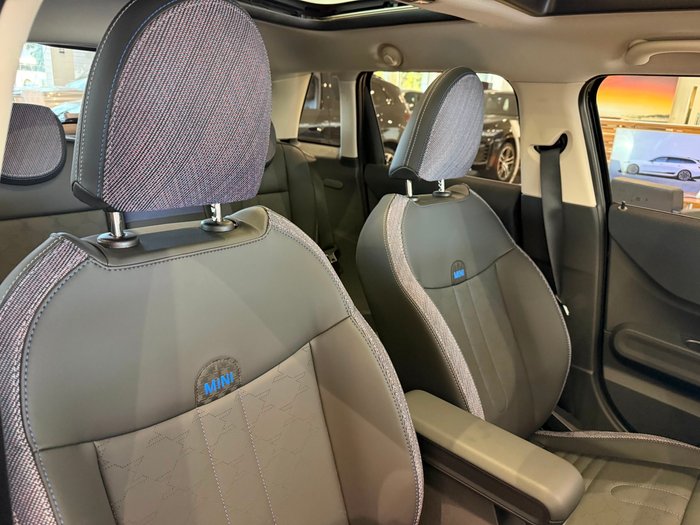 2025 MINI Cooper S Classic