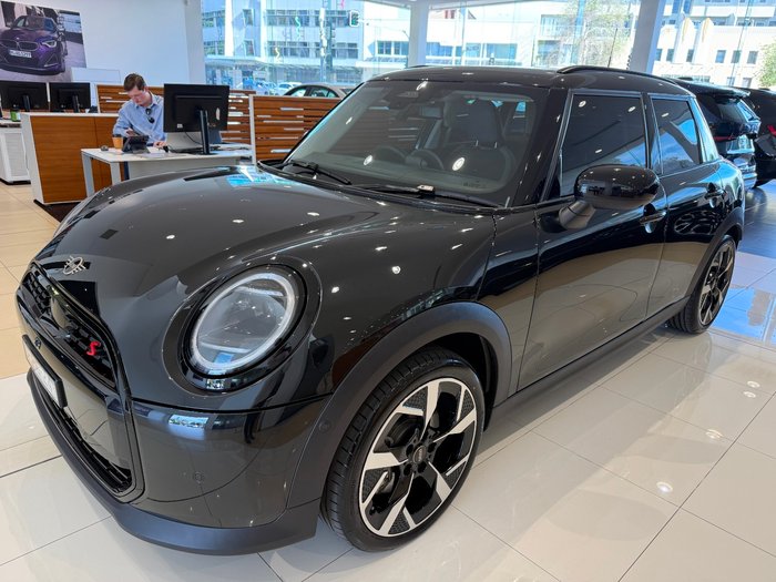 2025 MINI Cooper S Classic
