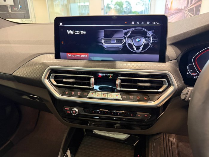 2025 BMW X4 xDrive30i M Sport