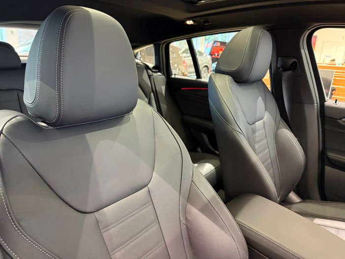 2025 BMW X4 xDrive30i M Sport