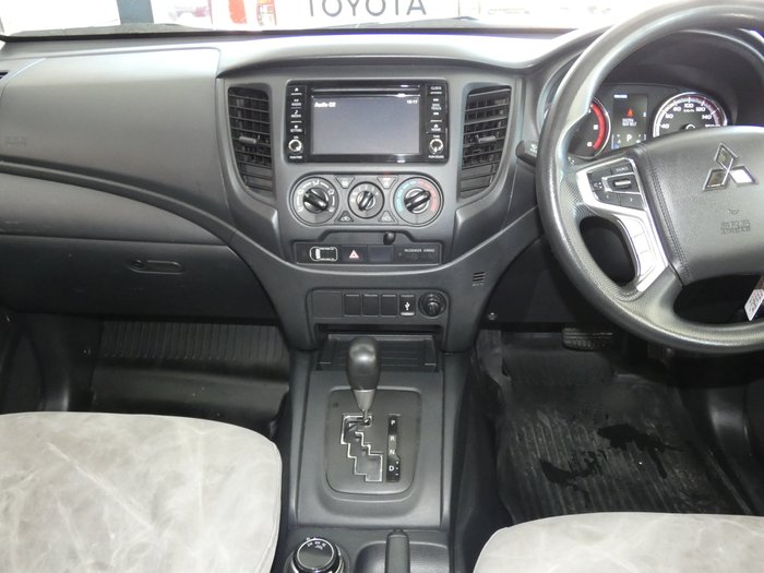 2021 Mitsubishi Triton GLX