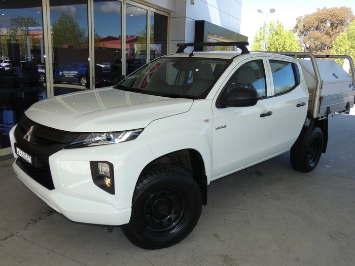 2021 Mitsubishi Triton GLX