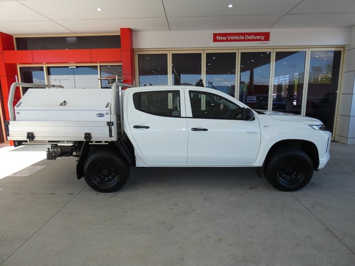 2021 Mitsubishi Triton GLX