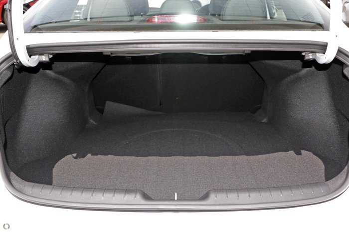 2025 Hyundai i30 Elite Hybrid