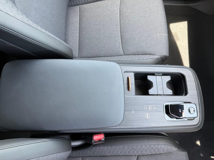 2025 Nissan Ariya Advance