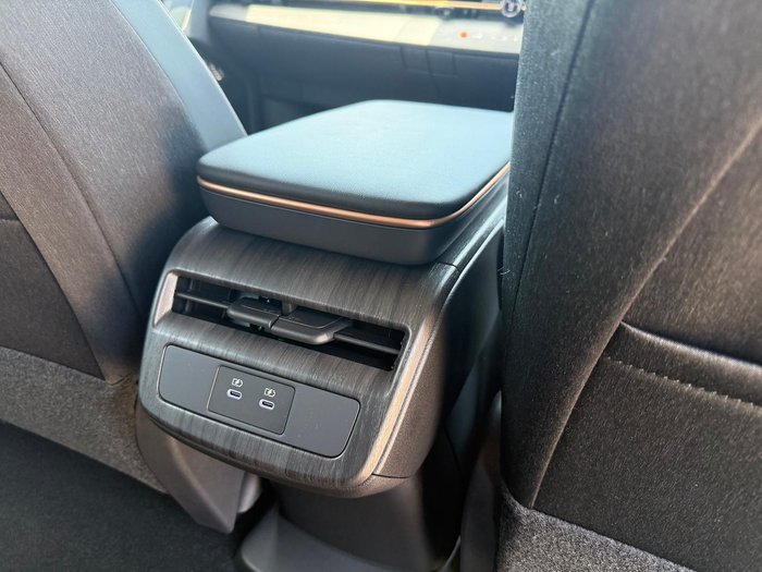 2025 Nissan Ariya Advance