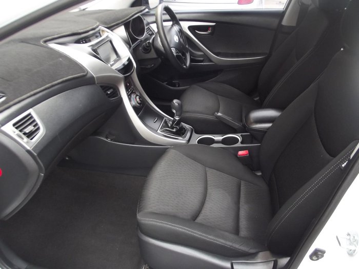 2013 Hyundai Elantra Active MD2 White