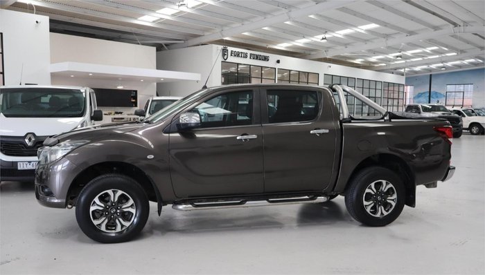2016 Mazda BT-50 XTR Hi-Rider UR 4x2 Titanium Flash