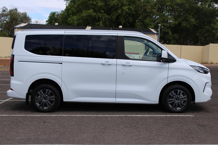 2025 Ford Tourneo Titanium X