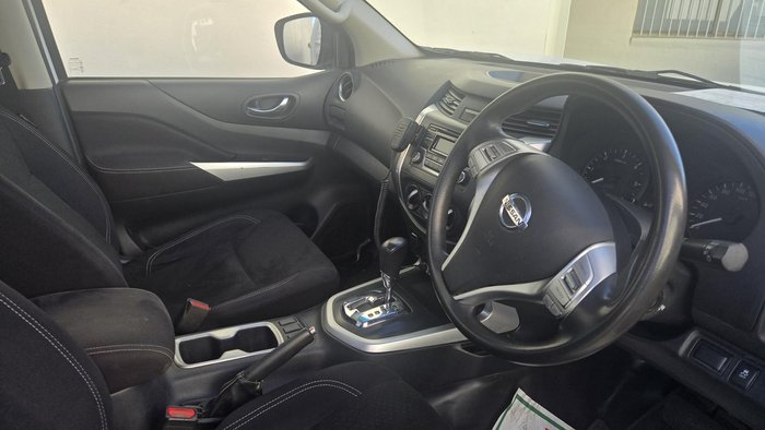 2019 Nissan Navara RX