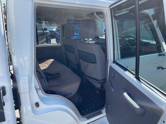 2022 Toyota Landcruiser Workmate VDJ79R 4X4 Dual Range French Vanilla