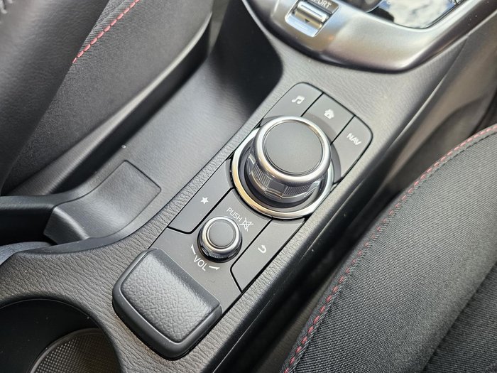 2025 Mazda 2 G15 Evolve