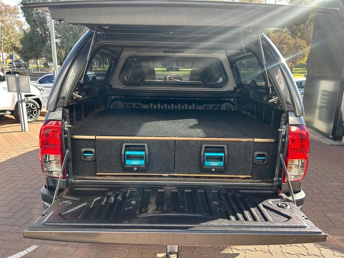 2017 Toyota Hilux SR5 GUN126R 4X4 Dual Range Graphite