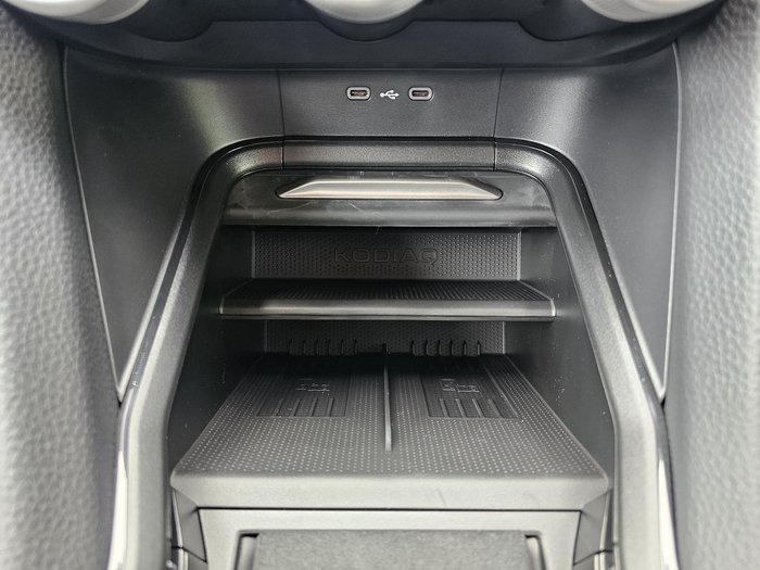 2025 SKODA Kodiaq 140TSI Select PS MY25 4X4 Bronx Gold