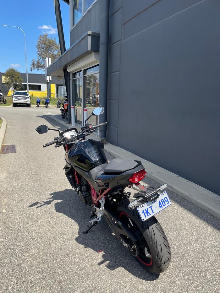 2023 Honda CB750 Hornet CB Black