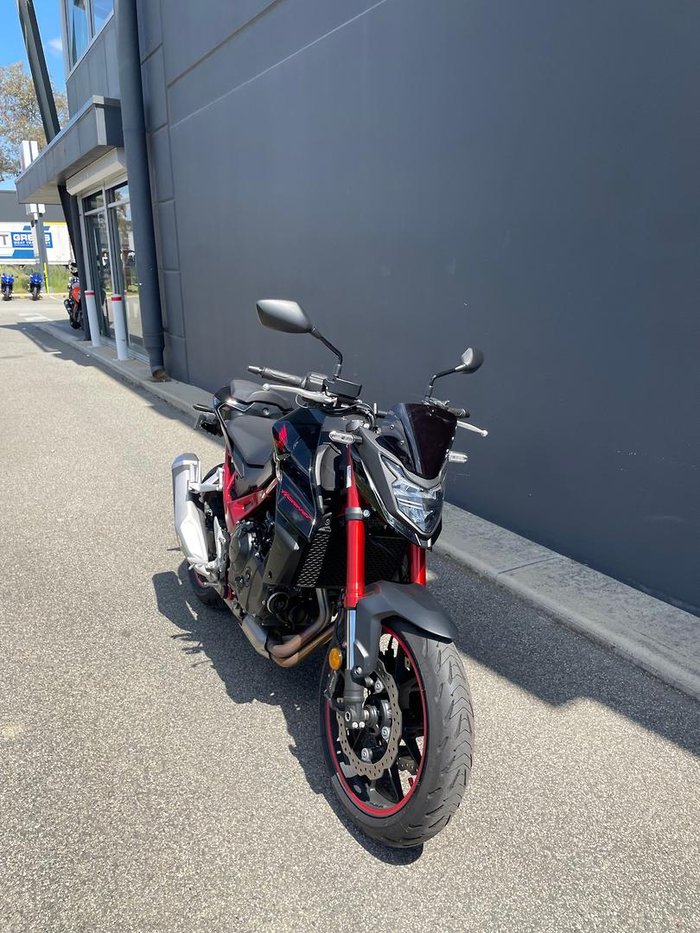 2023 Honda CB750 Hornet CB Black