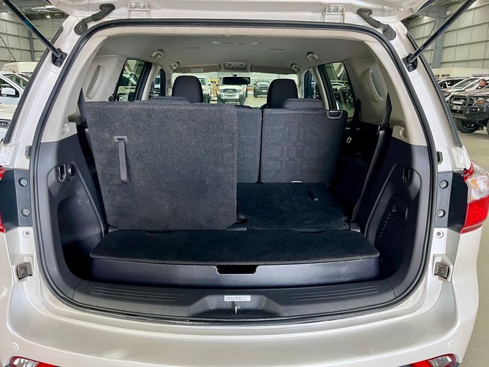 2014 Isuzu MU-X LS-U MY15 4X4 Dual Range Silky White
