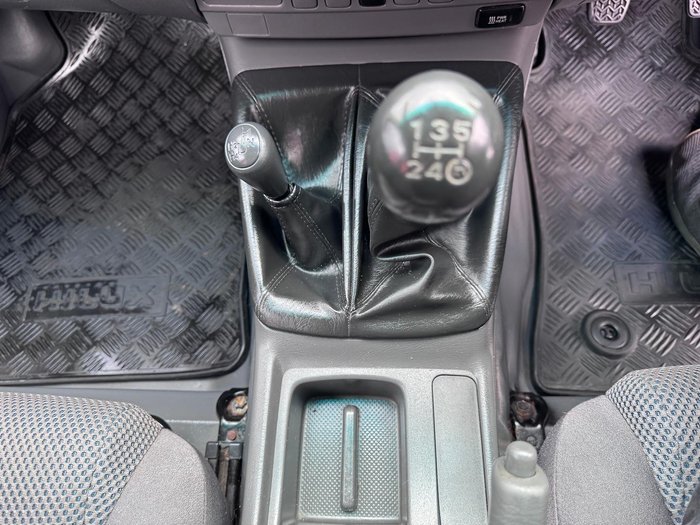2013 Toyota Hilux SR KUN26R MY12 4X4 Sterling Silver