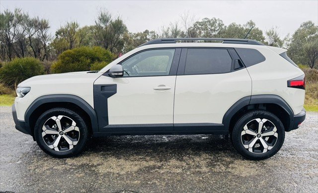 2025 Renault Duster Techno