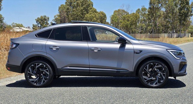 2025 Renault Arkana Esprit Alpine