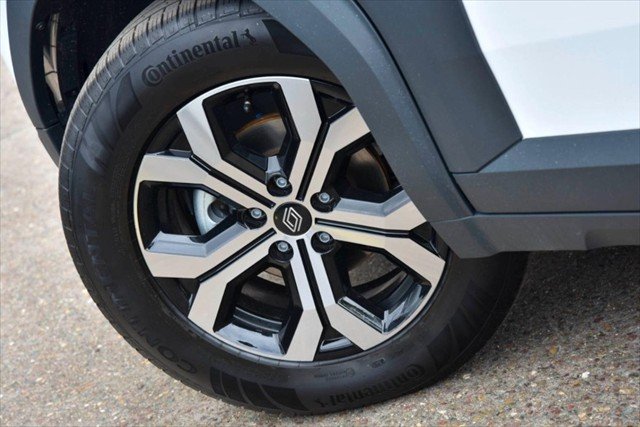 2025 Renault Duster Evolution