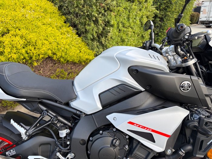 2019 Yamaha MT-10A Silver