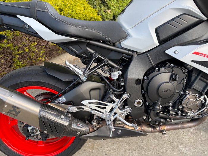 2019 Yamaha MT-10A Silver