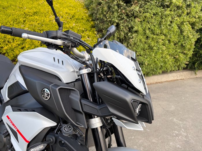 2019 Yamaha MT-10A Silver