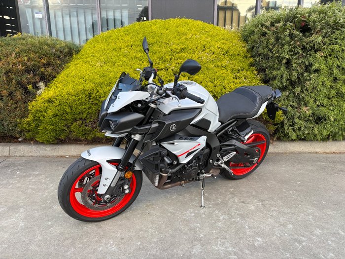 2019 Yamaha MT-10A Silver