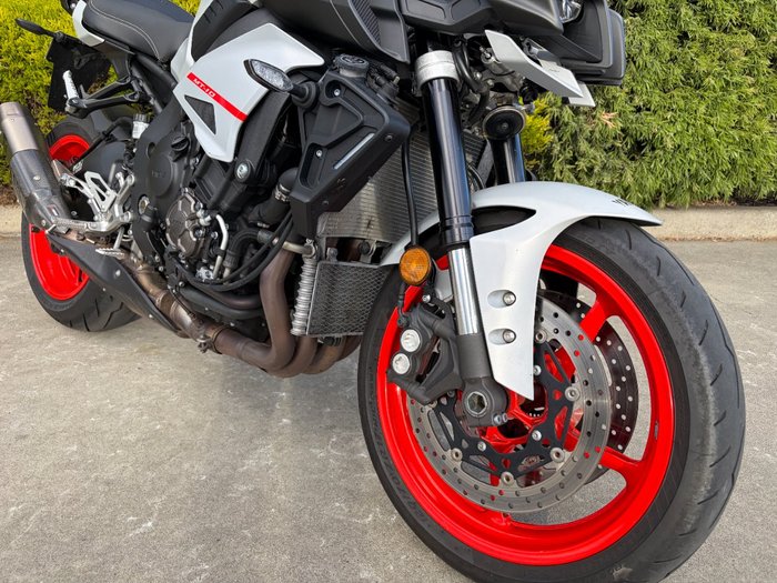 2019 Yamaha MT-10A Silver