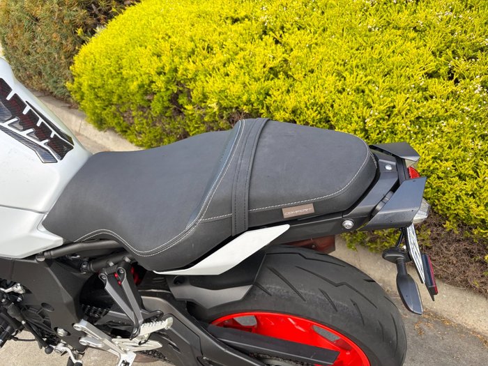 2019 Yamaha MT-10A Silver