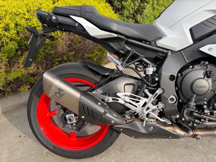 2019 Yamaha MT-10A Silver