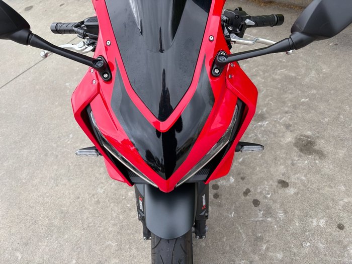 2023 Honda CBR650R Red
