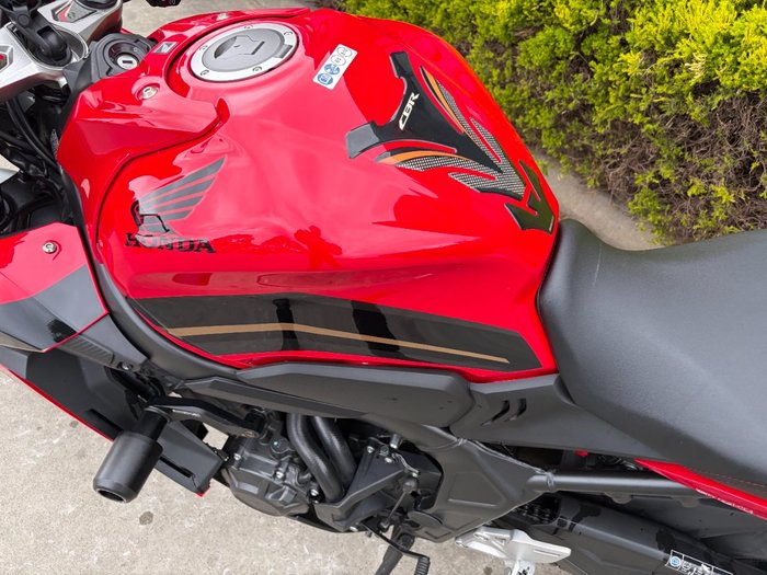 2023 Honda CBR650R Red
