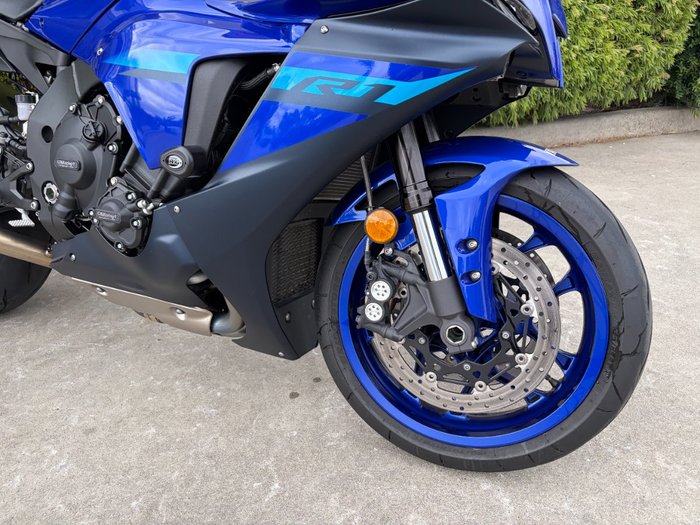 2024 Yamaha YZF-R1 Blue