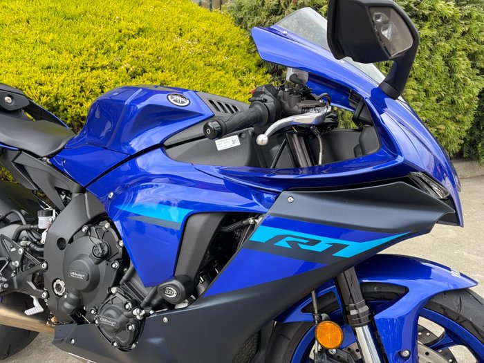 2024 Yamaha YZF-R1 Blue