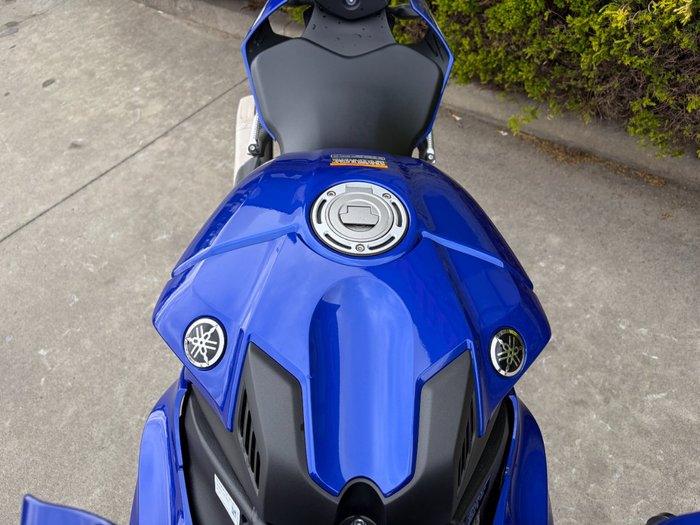 2024 Yamaha YZF-R1 Blue