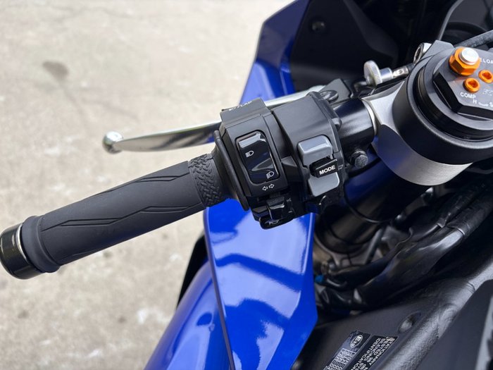 2024 Yamaha YZF-R1 Blue