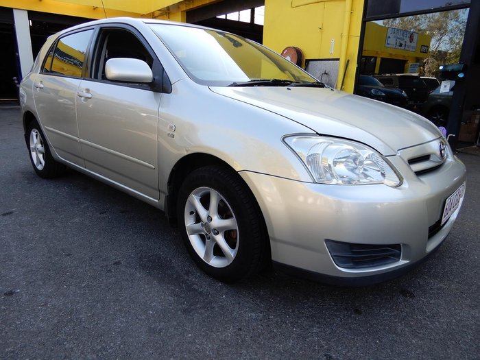 2004 Toyota Corolla Ascent ZZE122R Silver