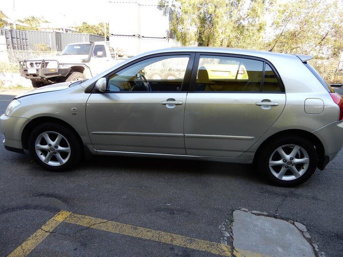 2004 Toyota Corolla Ascent ZZE122R Silver