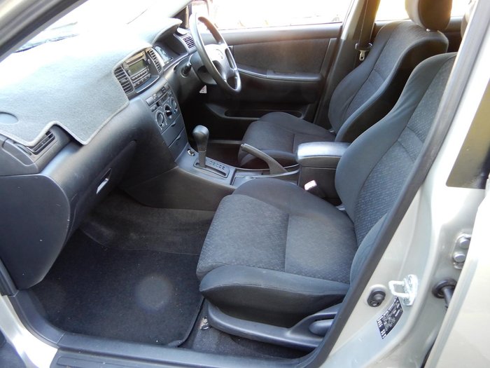 2004 Toyota Corolla Ascent ZZE122R Silver